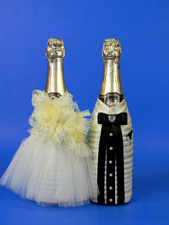 Одежда на шампанское (жених+невеста) айвори 38085